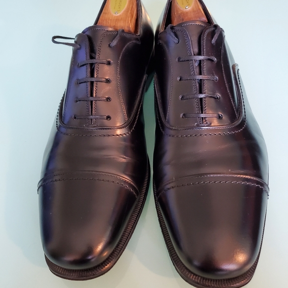 Ferragamo black 10.5 EE (Wide)